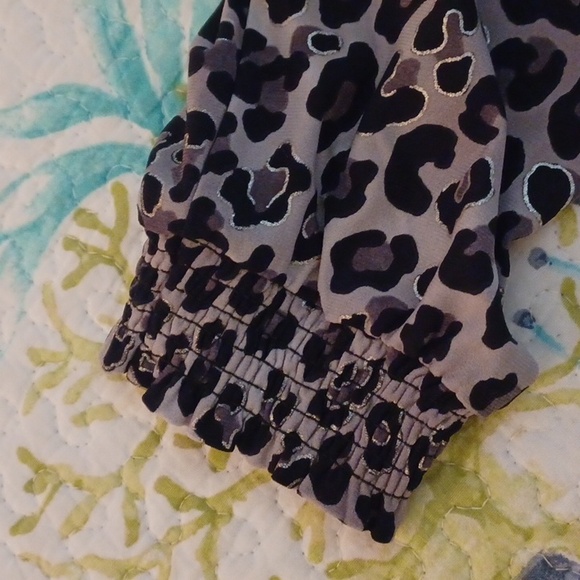 Ann Klein womens L turtleneck blouse - Picture 4 of 4